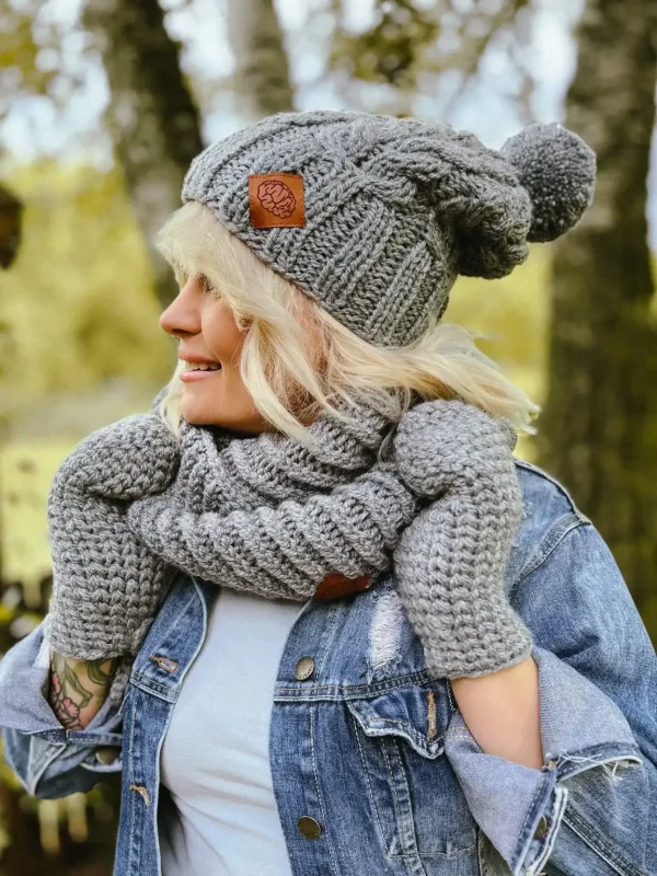 szara czapka unisex 2