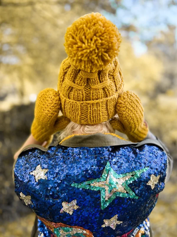 trendy czapka z ciekawym splotem
