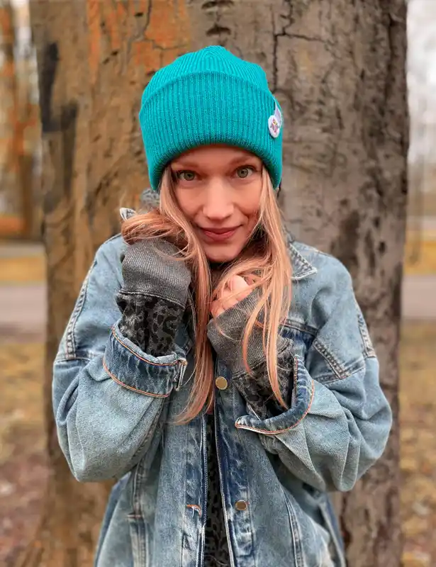 Czapka wywijana logo kolorowe "Turkus" 179 turkusowa beanie na lato Brain Inside