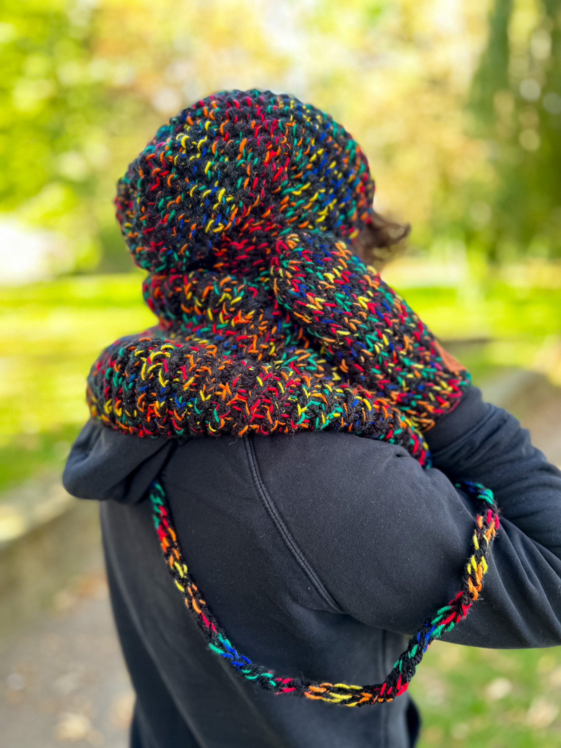 Męska czapka MERINO 75% "Czarne czerwienie" NEVERLAND 70 welniana czapka meska
