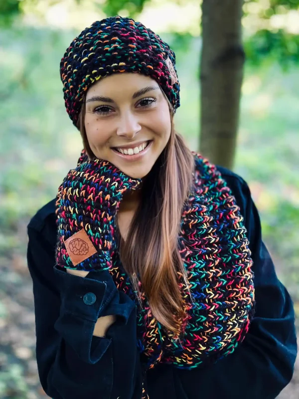 Komin MERINO 75% "Czarne czerwienie" 10 welniany komin robiony na drutach