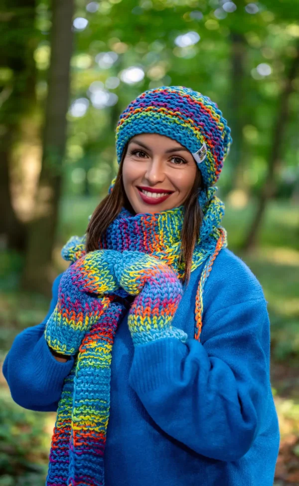 Czapka MERINO 50% ,,Tęcza błękit" NEVERLAND 10 zestaw zimowy na prezent szalik i czapka