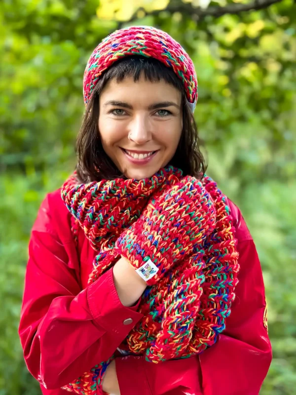 Luźna czapka, chroniąca fryzurę