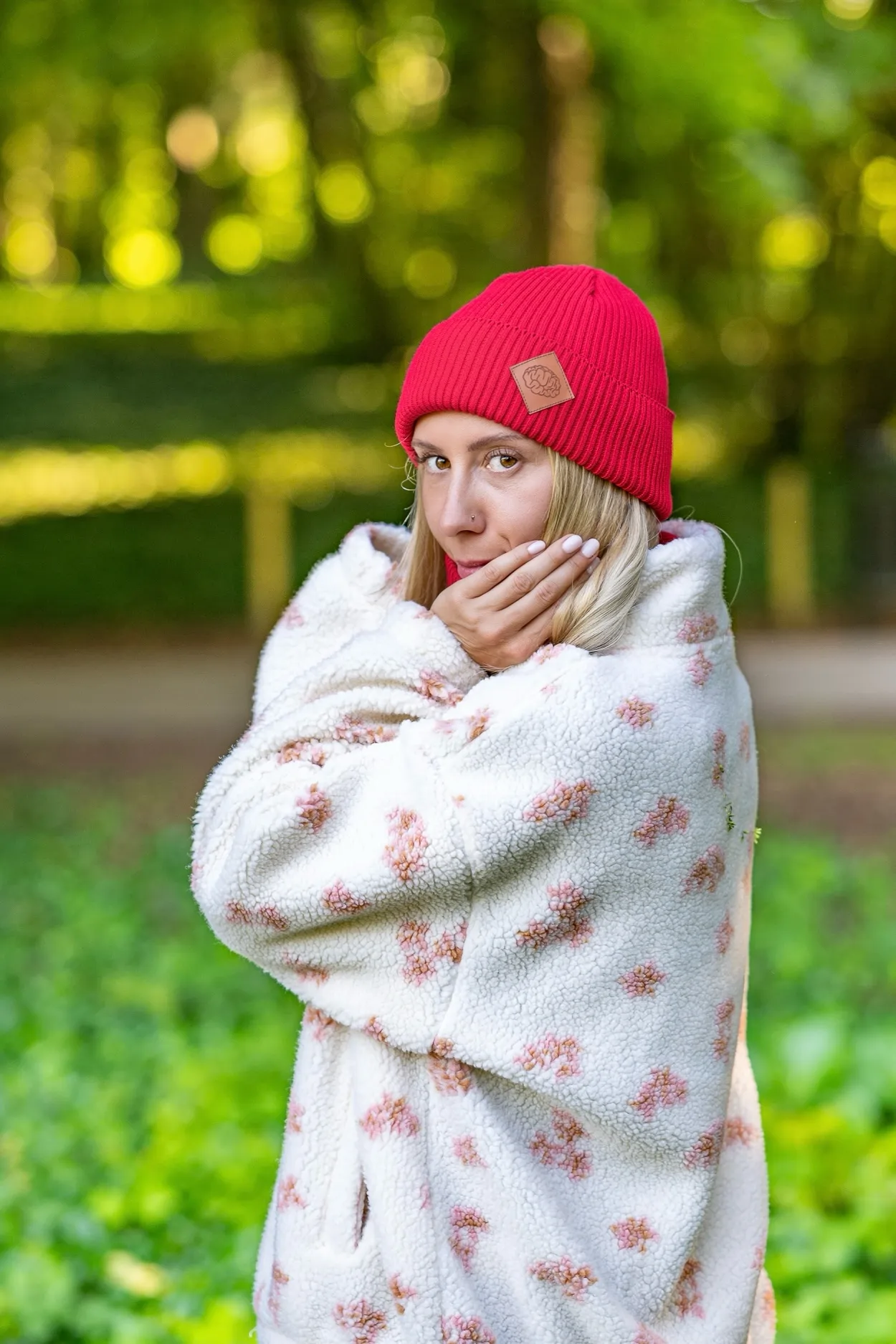 Bawełniana czapka beanie logo ekoskórka "Czerwony" 73 damska czapka beanie
