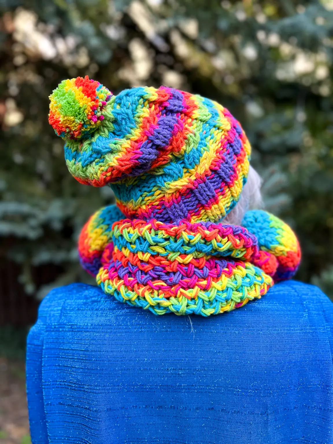 Mały komin na szyję ,,Tęcza" 163 Merino w pełnej krasie – kolorowy szalik na zimę