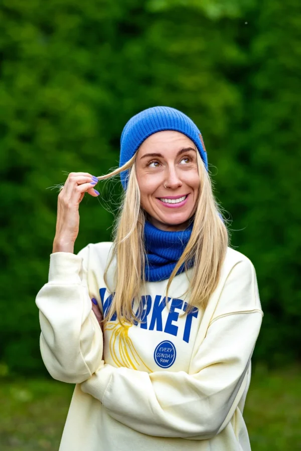 Czapka long MERINO logo ekoskórka "Niebieski Kobalt" 14 czapka w kolorze kobaltowym