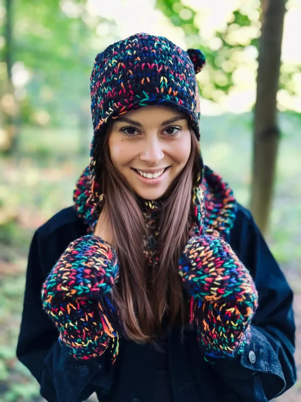 Rękawiczki handmade ze sznureczkiem ,,Czarne czerwienie" 17 jak zrobi na drutach rekawiczki