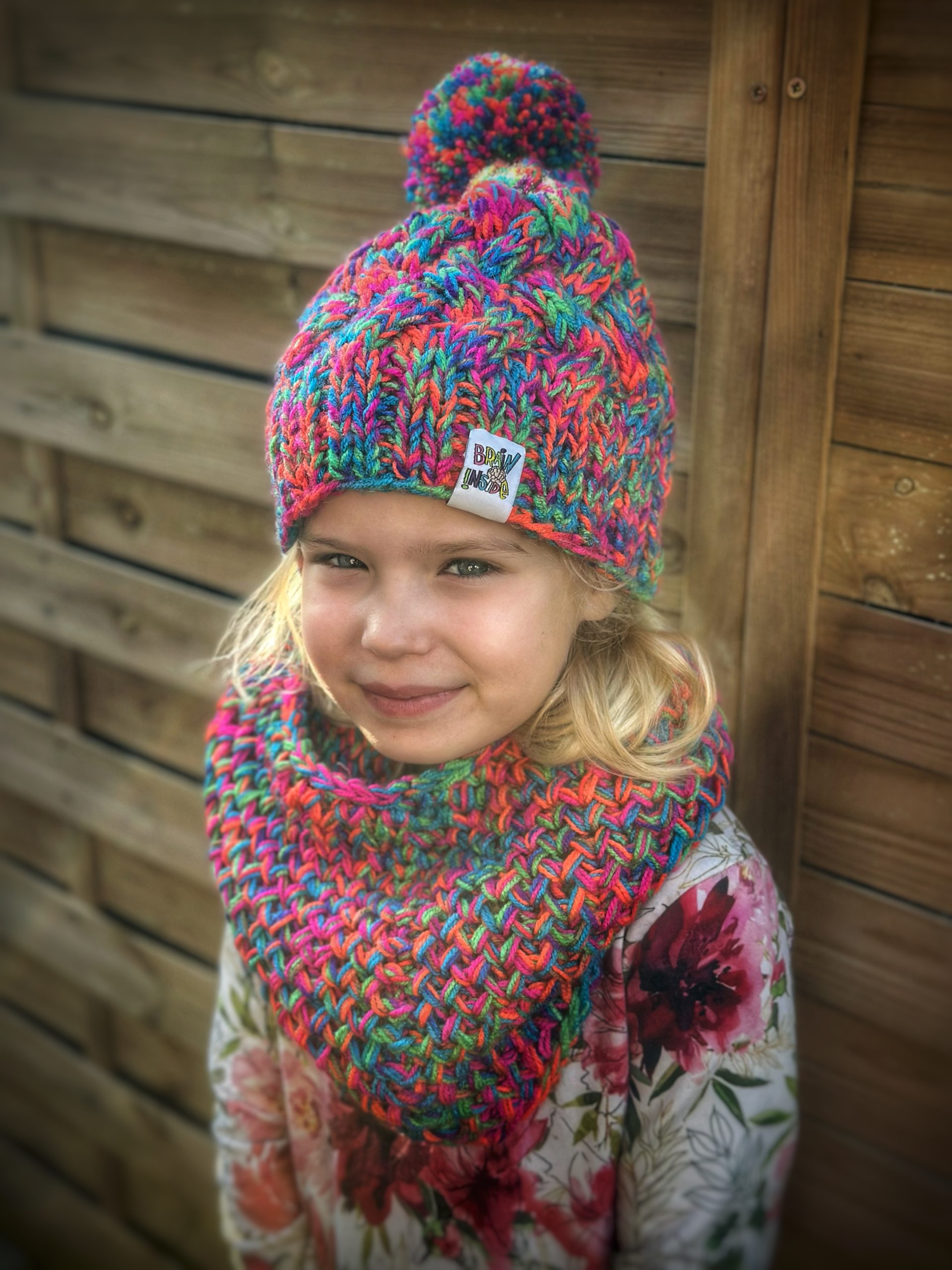 Zimowy komin handmande dla dziecka "Kolorki" 42 czapka dla dziecka merino