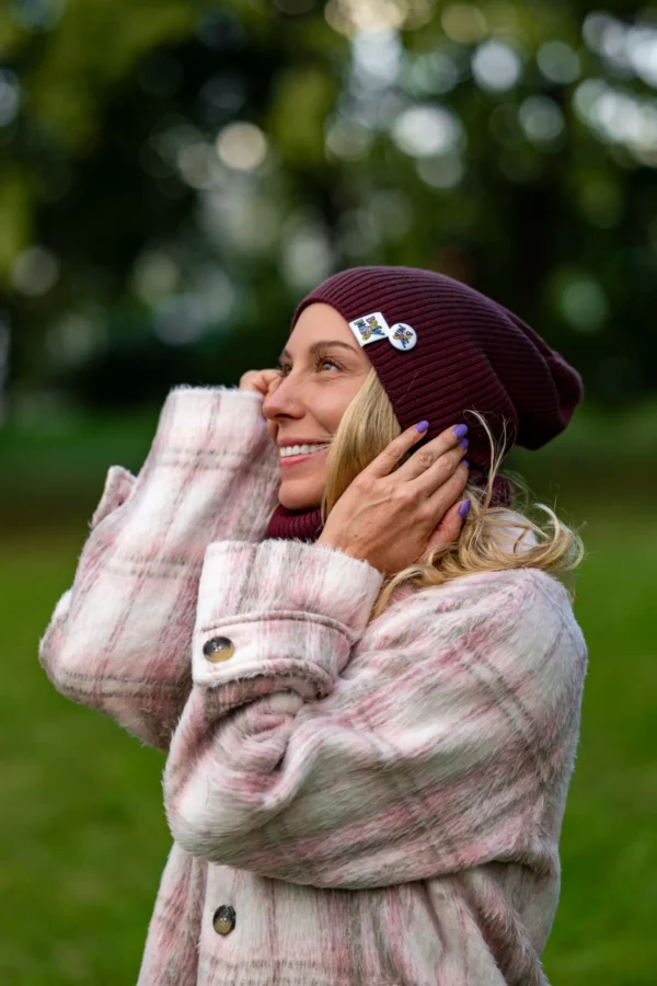 Czapka slouchy MERINO logo kolorowe "Bordo" 9 czapka smerfetka bordo