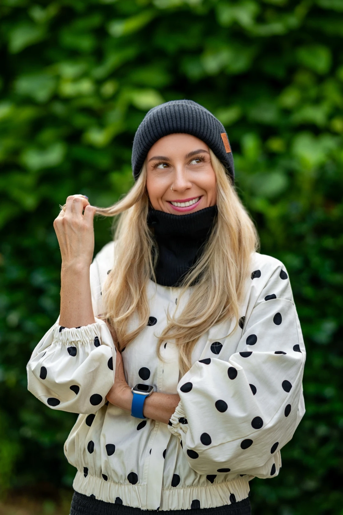 Damska beanie MERINO logo ekoskórka "Czarny" 20 lekka czapka merino